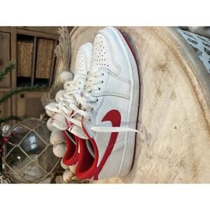 Air Jordan 1 Retro Low OG 'University Red'